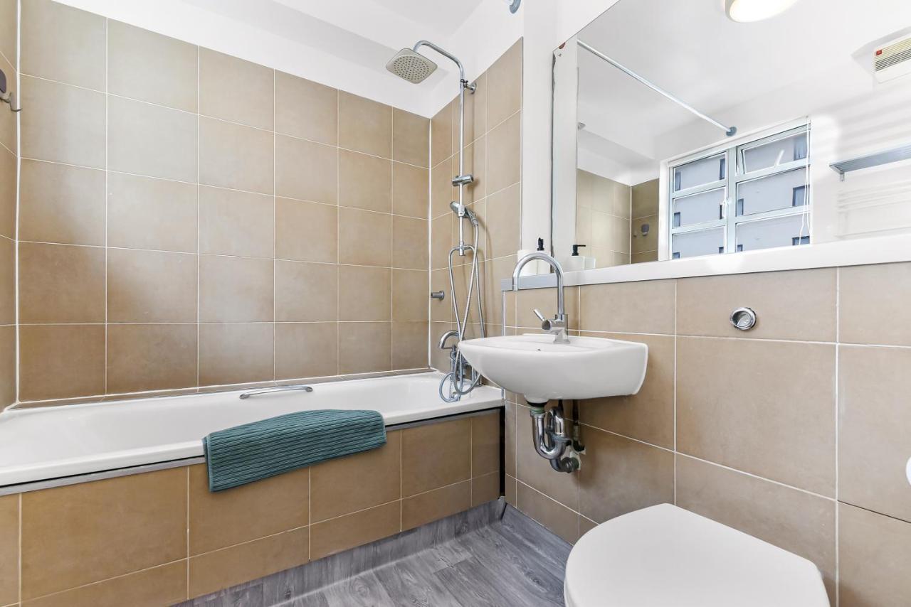 Spacious 2 Bedroom Apartment In Ealing Broadway Exterior foto